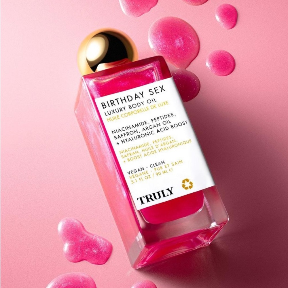 TRULY Body Oil- Birthday Sex- (90ml) NWT - Picture 4 of 4